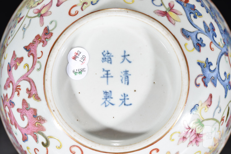清光绪 粉彩夔凤纹碗 - 图6